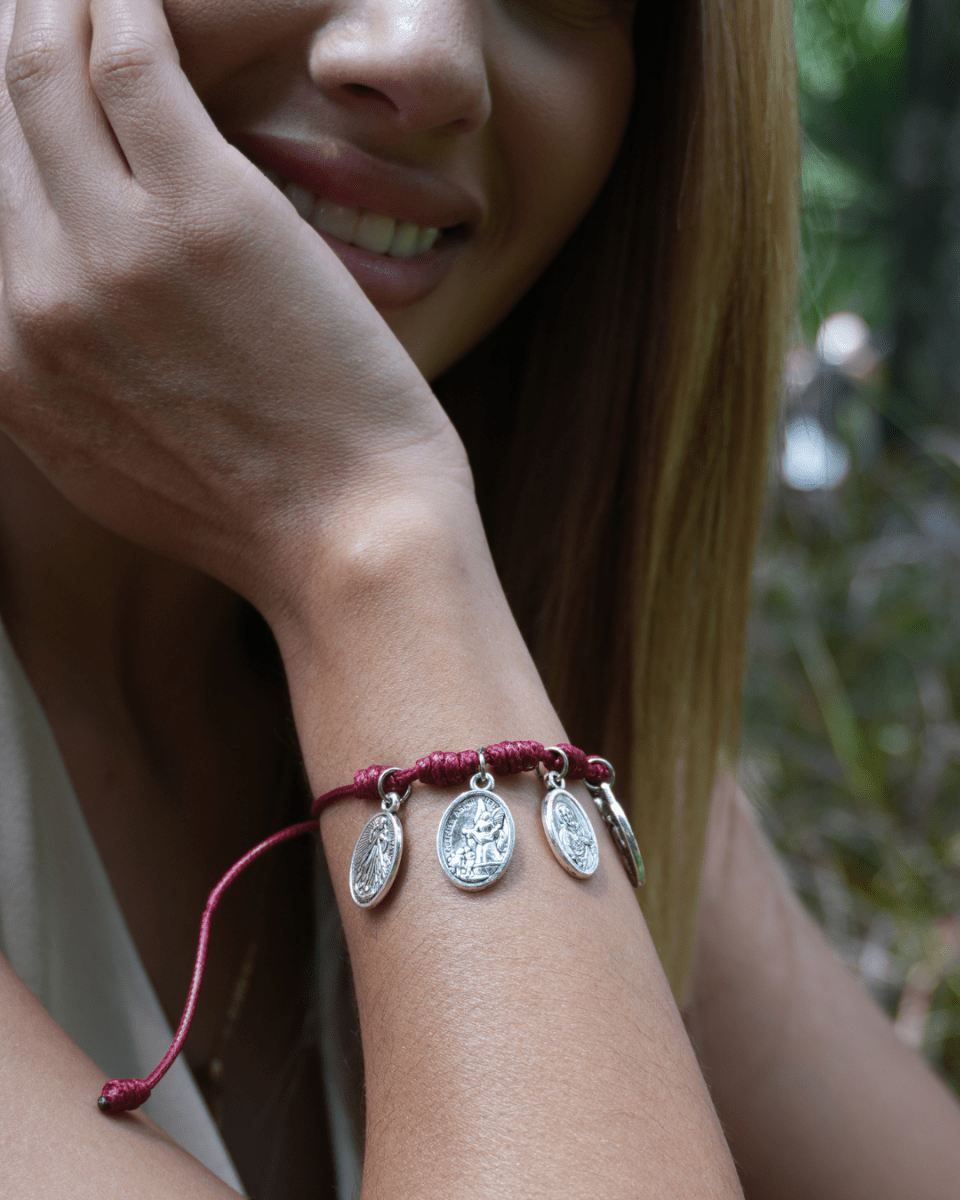 Colgante + Pulsera Milagrosa + Pulsera de San Miguel ¡GRATIS! - La Virgen