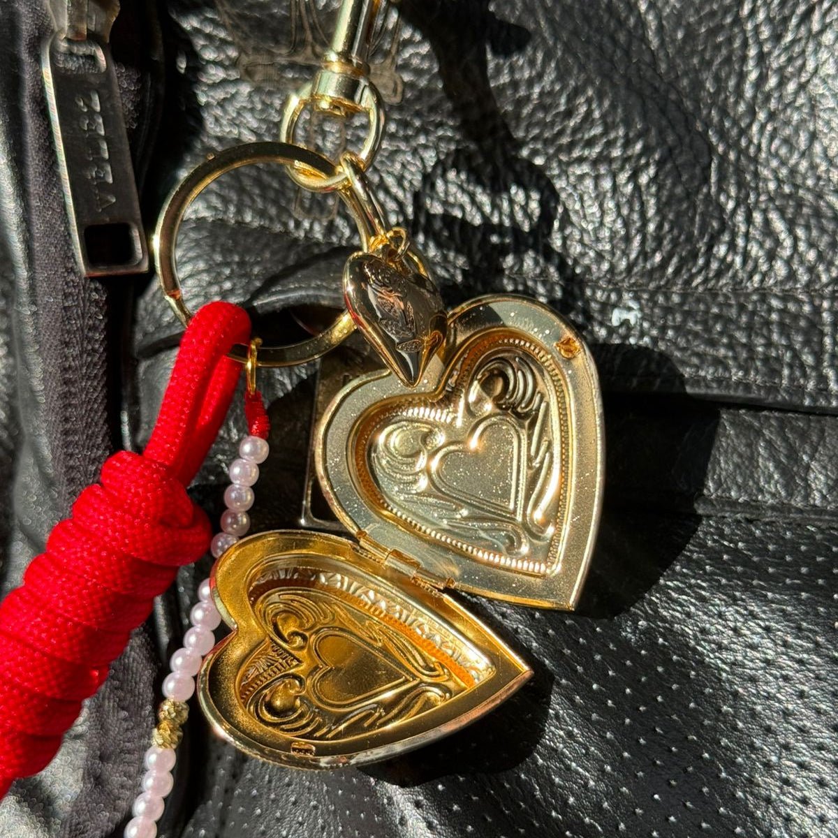 Llavero Relicario del Corazón - La Virgen